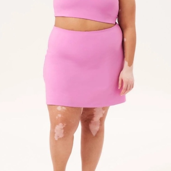 girlfriend collective Dresses & Skirts - Girlfriend collective sport mini active skirt Snapdragon